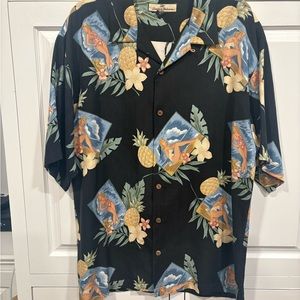 Tommy Bahama Vintage Tropical Black Hawaiian Shirt 100% silk